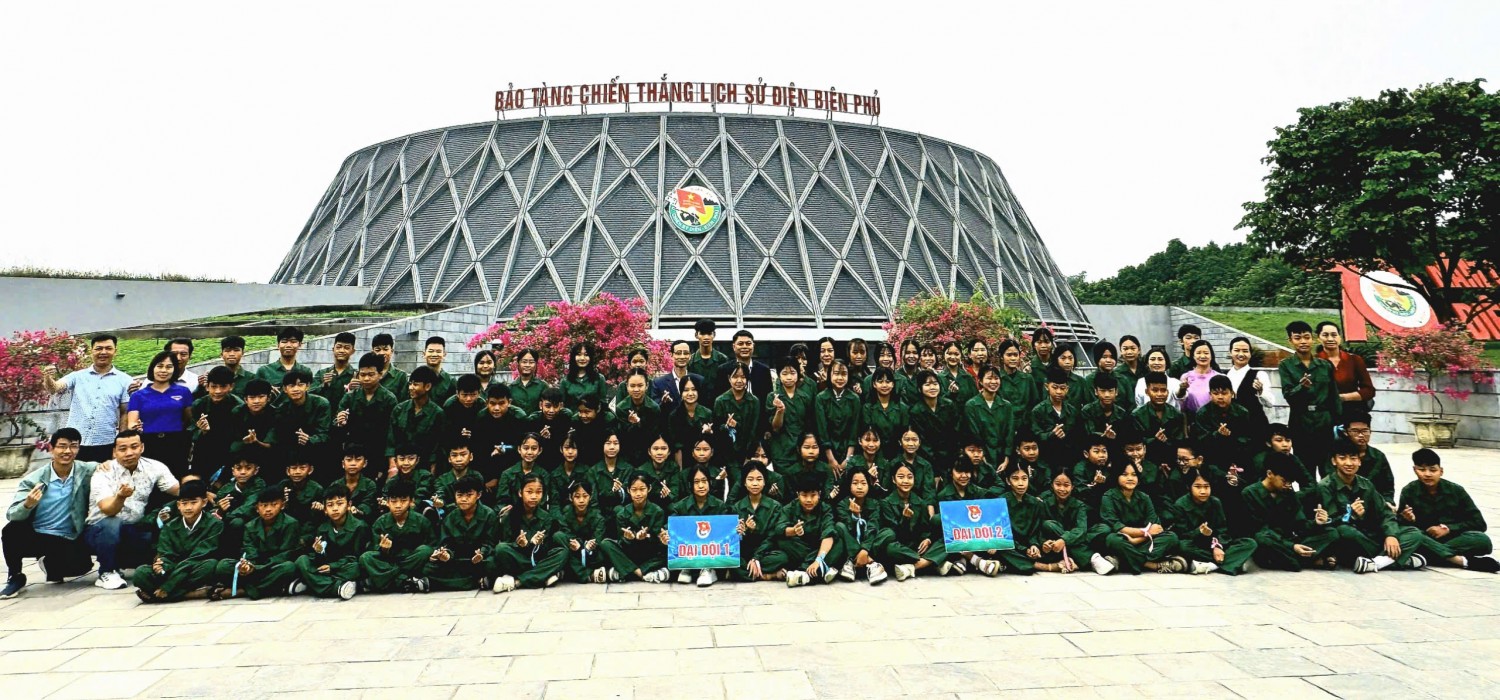 Hoạt động trải nghiệm 