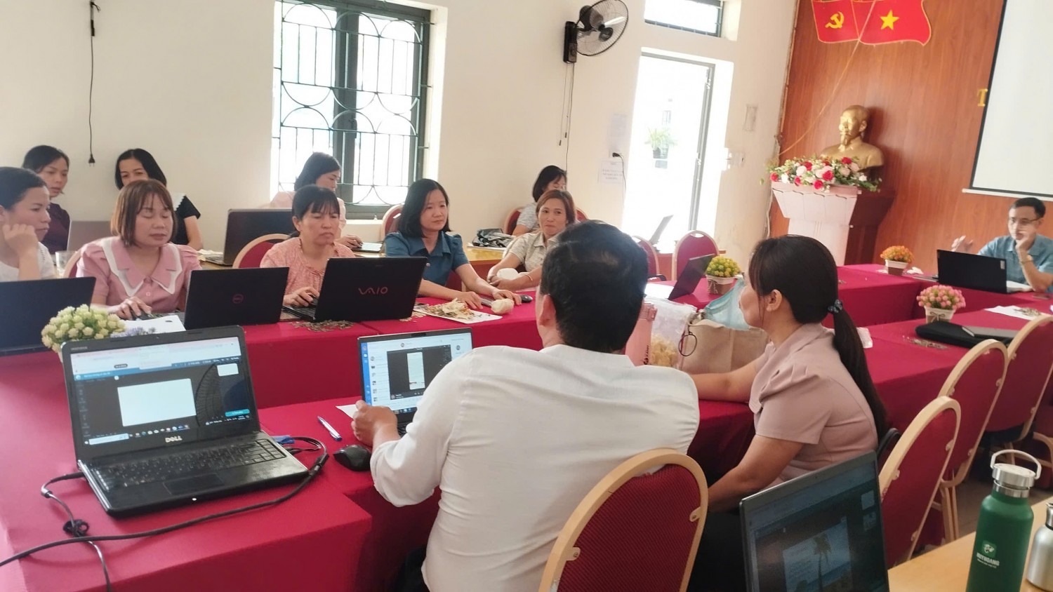 Tháng của nhiệt huyết – Tháng của những bước chuyển mình